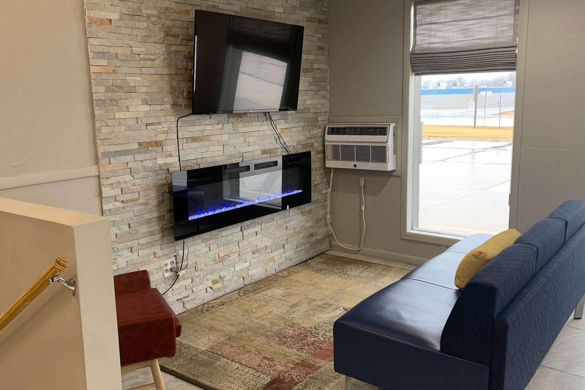 Super 8 By Wyndham Kirksville-University Area Экстерьер фото